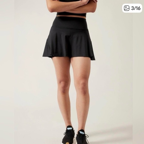 Athleta Dresses & Skirts - Athleta get goin black tennis skirt with built-in shorts Size S